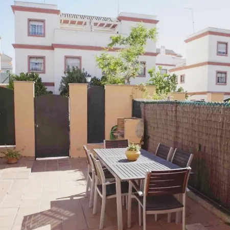 3 La Casa De Marilo Apartment Tomares Exterior photo