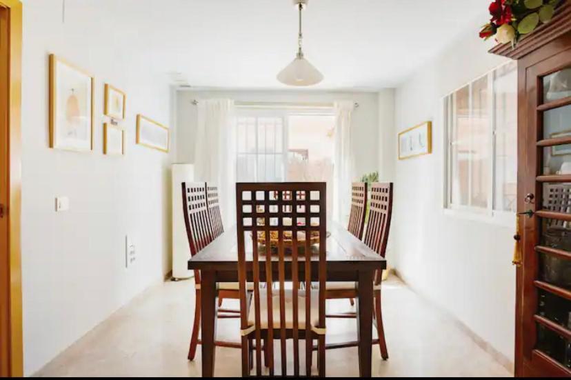 3 La Casa De Marilo Homestay Tomares