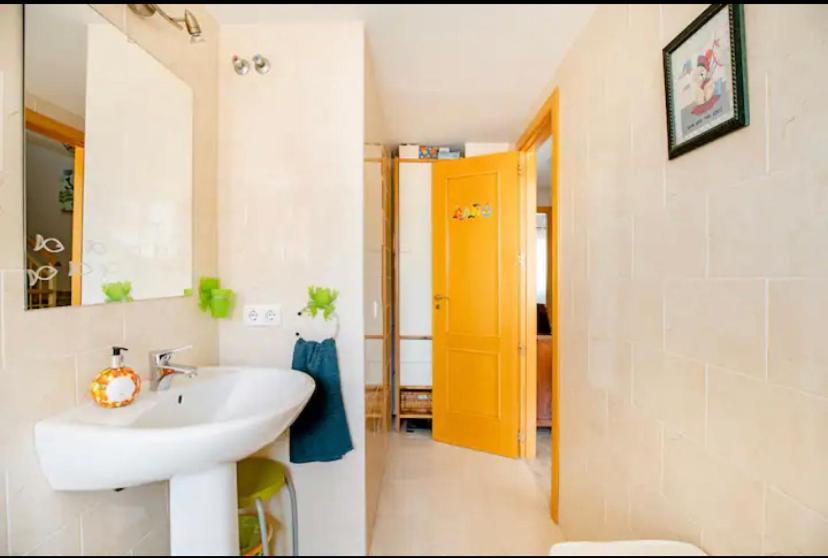 Homestay 3 La Casa De Marilo Tomares